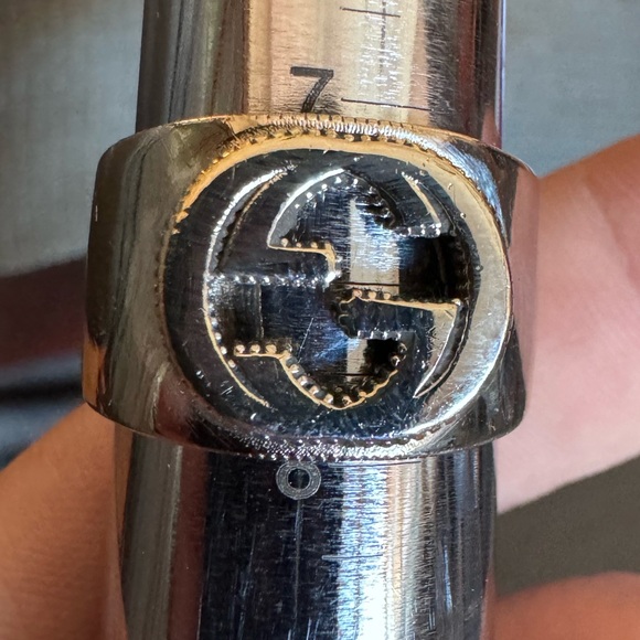 Gucci sterling silver ring size 8 - Picture 10 of 10